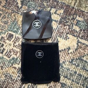 CHANEL Black Les 4 Ombres Tweed Eyeshadow Compact